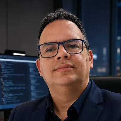 Sandro Araújo, fundador da SanWeb
